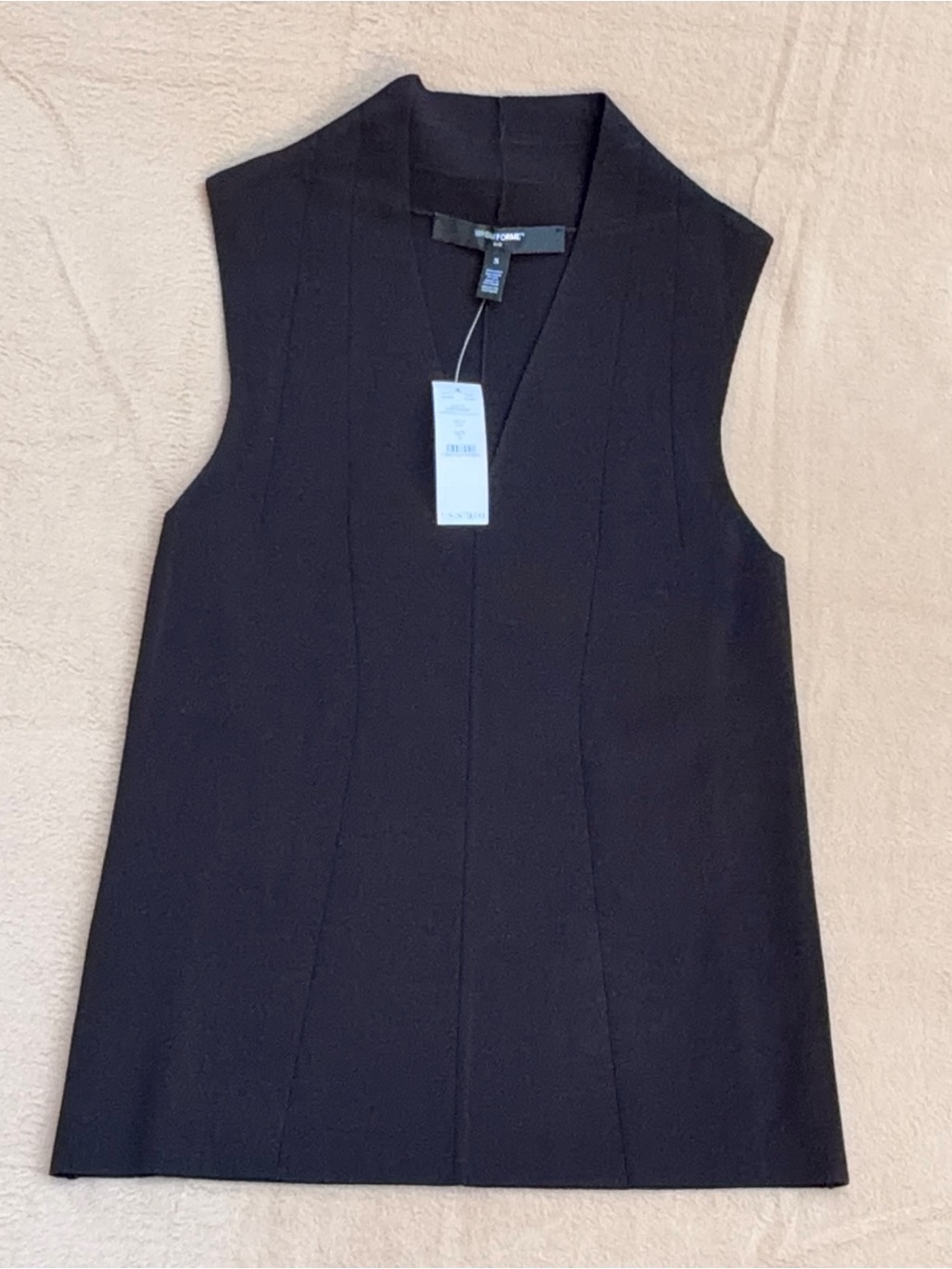 WHBM FORME NWT Sculpt Stretch V-Neck Sweater Tank Black S